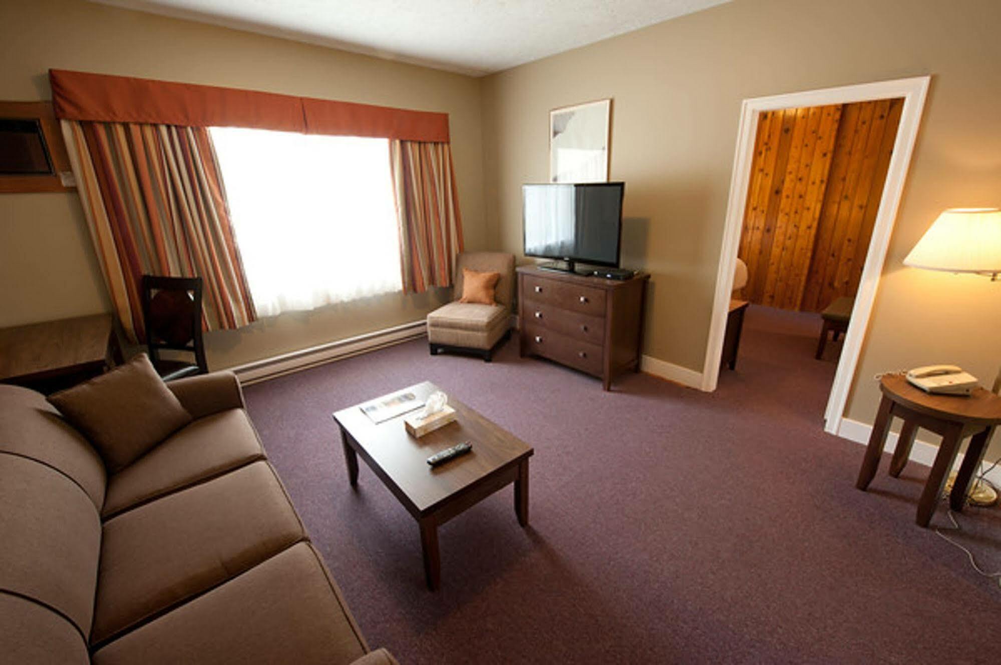 Alpine Inn & Suites Nelson Exteriér fotografie